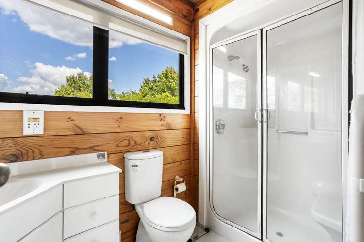 45 Beechdale Crescent Pakuranga Heights_13