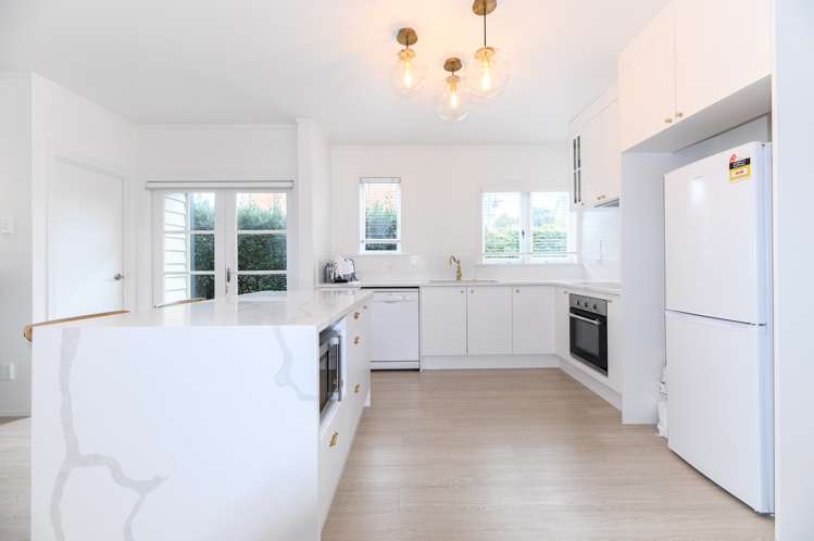 22 Saint Vincent Avenue Remuera_3