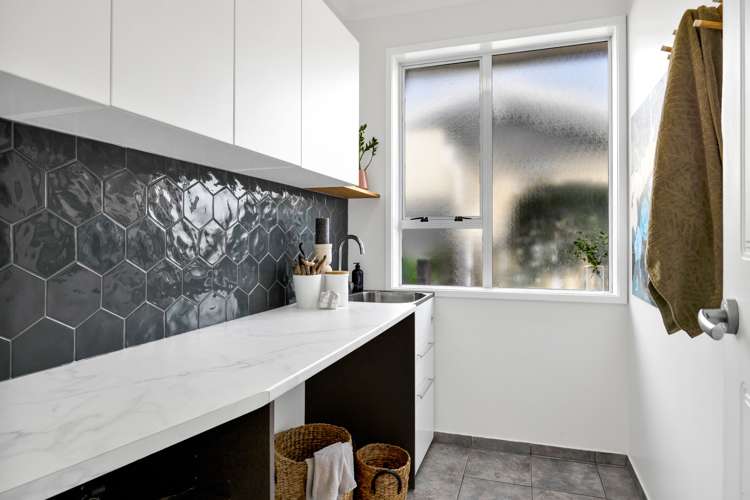 143 Mangorei Road Merrilands_15