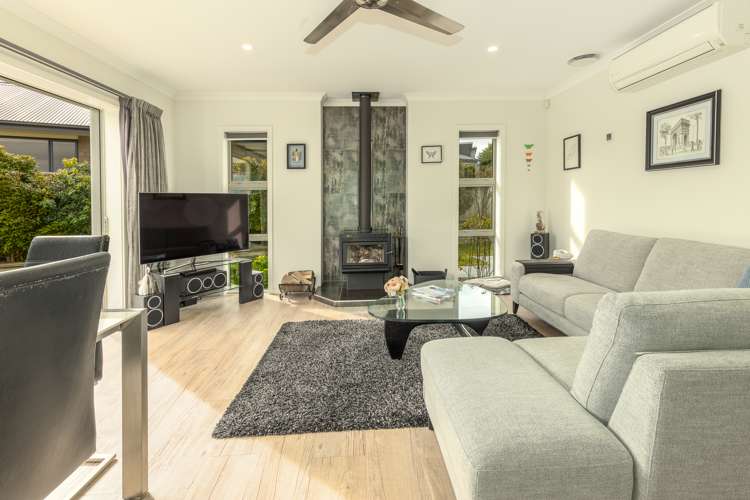 3 Pharazyn Avenue Waikanae Beach_8