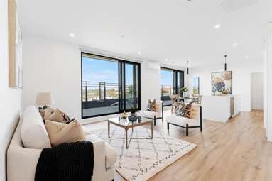 501/12 Barrack Road_1