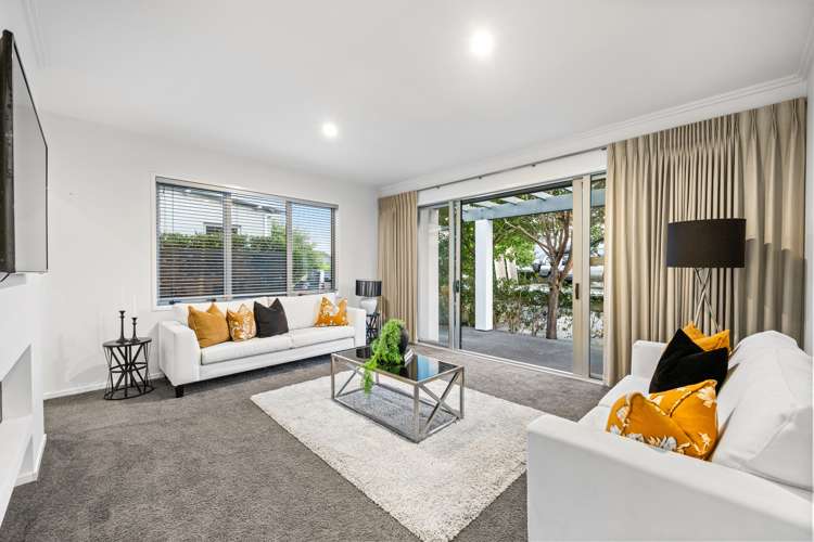 8 Tuatini Place Long Bay_7