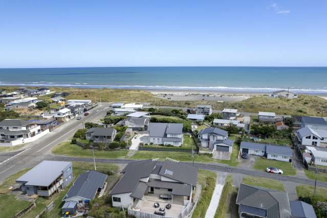 27 Nelson Street Foxton Beach_1