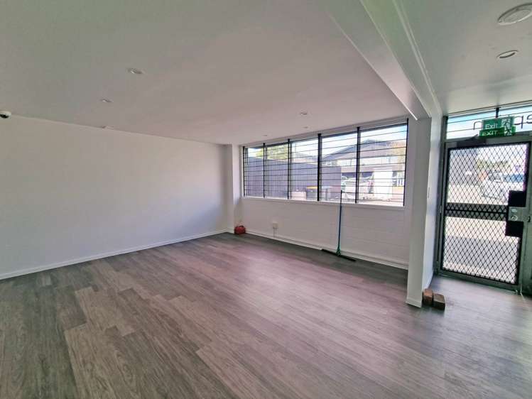 71 Leonard Road Mt Wellington_5