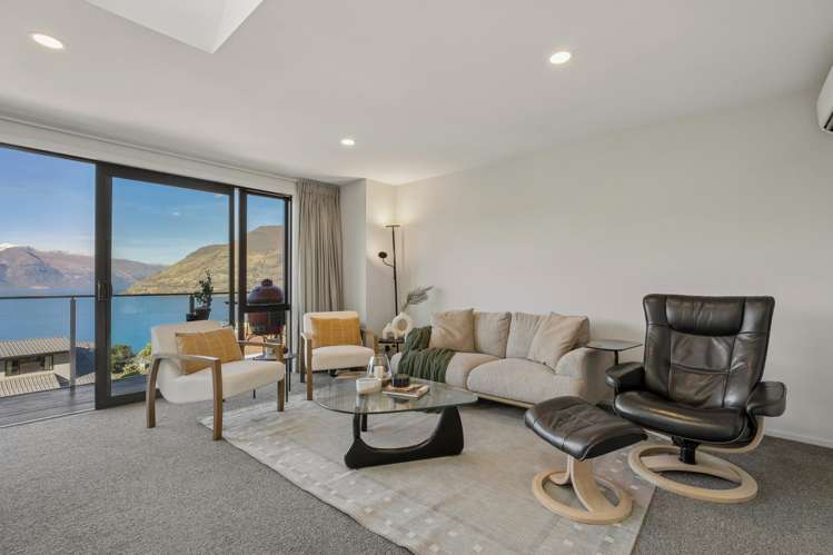 54C Wynyard Crescent Fernhill_13