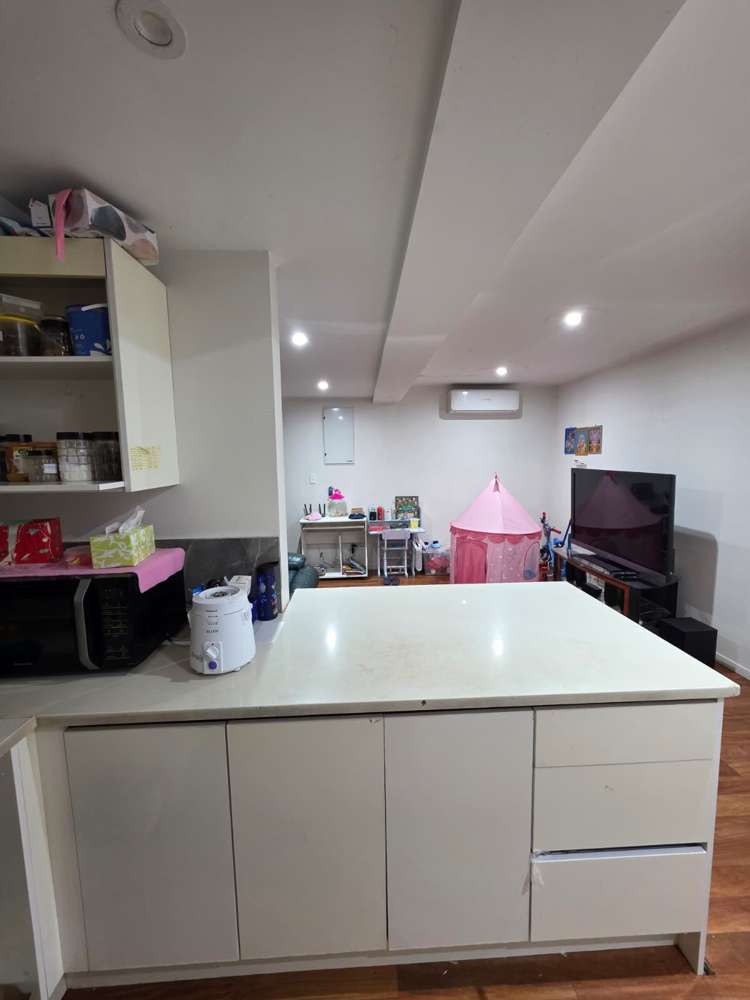 20C KOHEKOHE STREET New Lynn_9