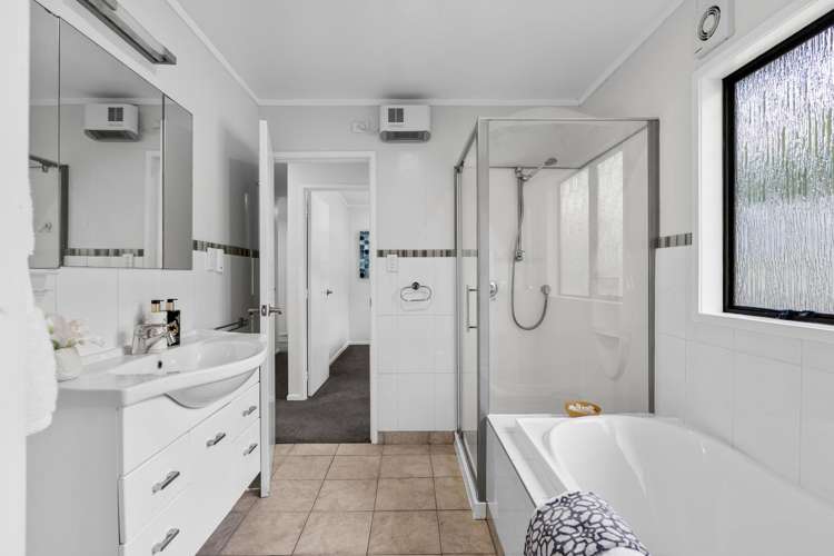 20 Sandiacre Way Browns Bay_15