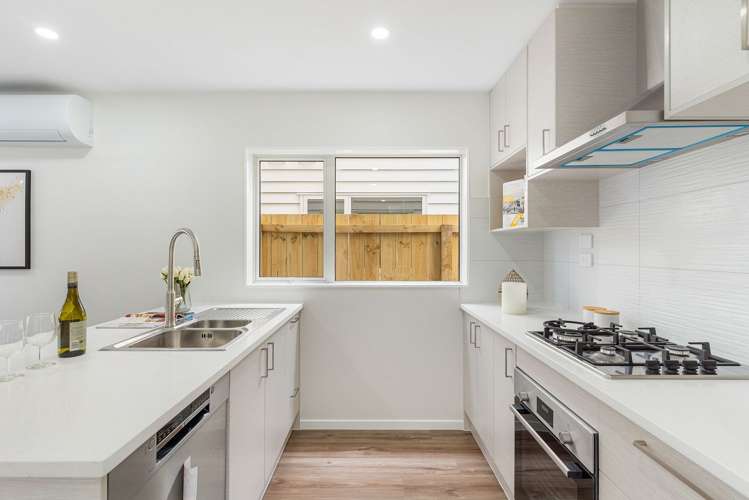 21A Kent Road Manurewa_1