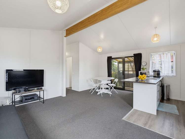 67 and 67A Rhodes Drive Kelvin Grove_32