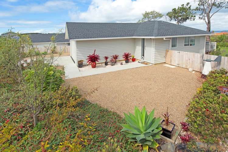 284 Alec Craig Way Gulf Harbour_17