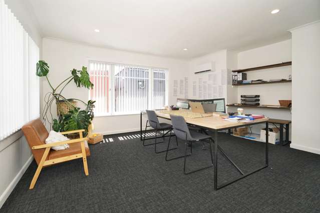 Stand Alone Office Space