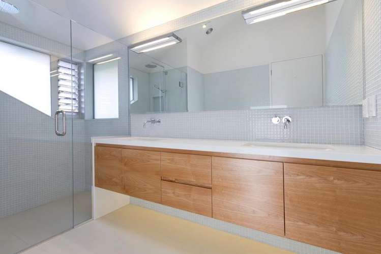 16a The Esplanade Castor Bay_11