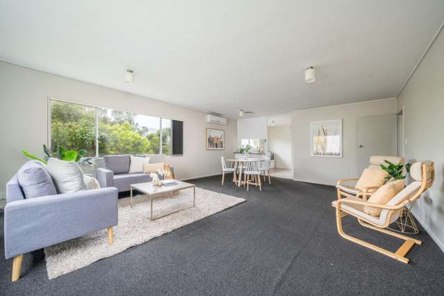 32 Thurleigh Grove Karori_4
