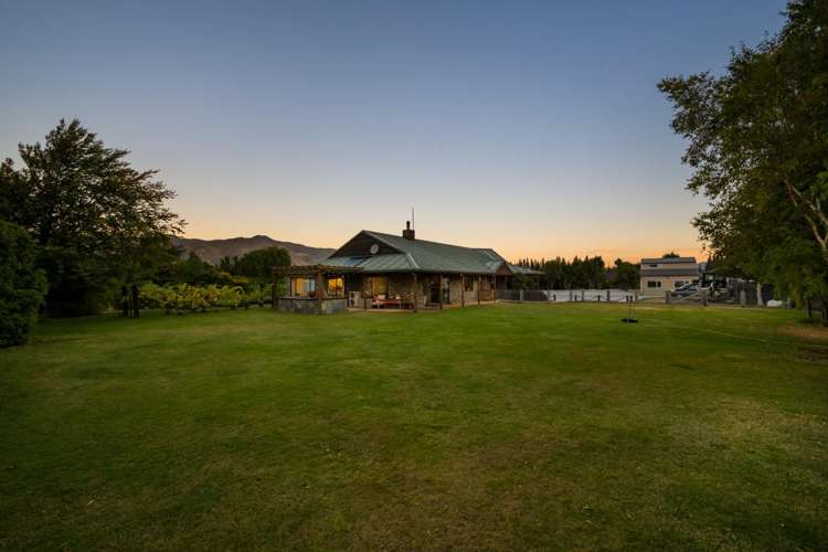 432 Domain Road Lake Hawea_28