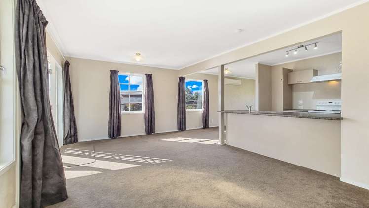 18 Byron Grove Owhata_6