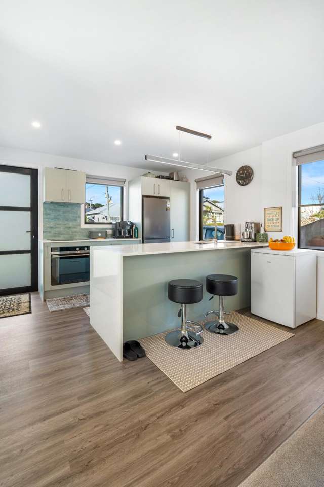 10A Crest Street Tainui_4