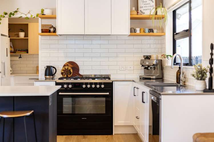 86 Field Street Silverstream_9