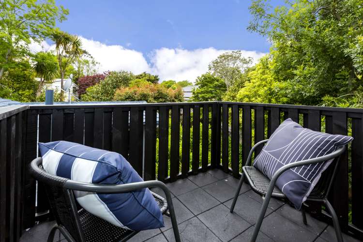 21 Barton Road Heretaunga_12