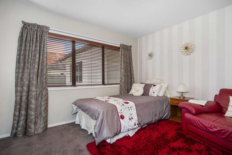 39 Inverness Drive Pyes Pa_18