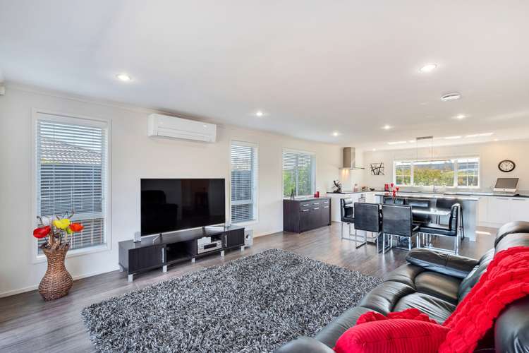 12 Pescara Point Karaka_6