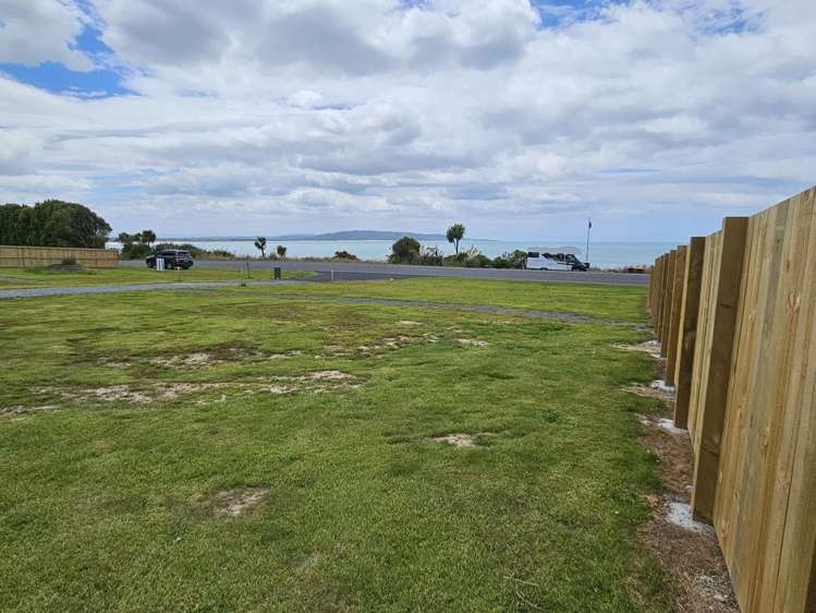 Lot 4,1286 Kaka Point Road_0