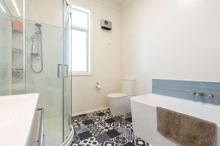 92 Kenmure Road Kenmure_12