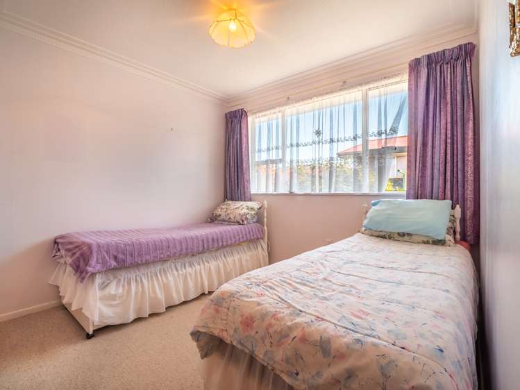 11c Baker Street Caversham_13