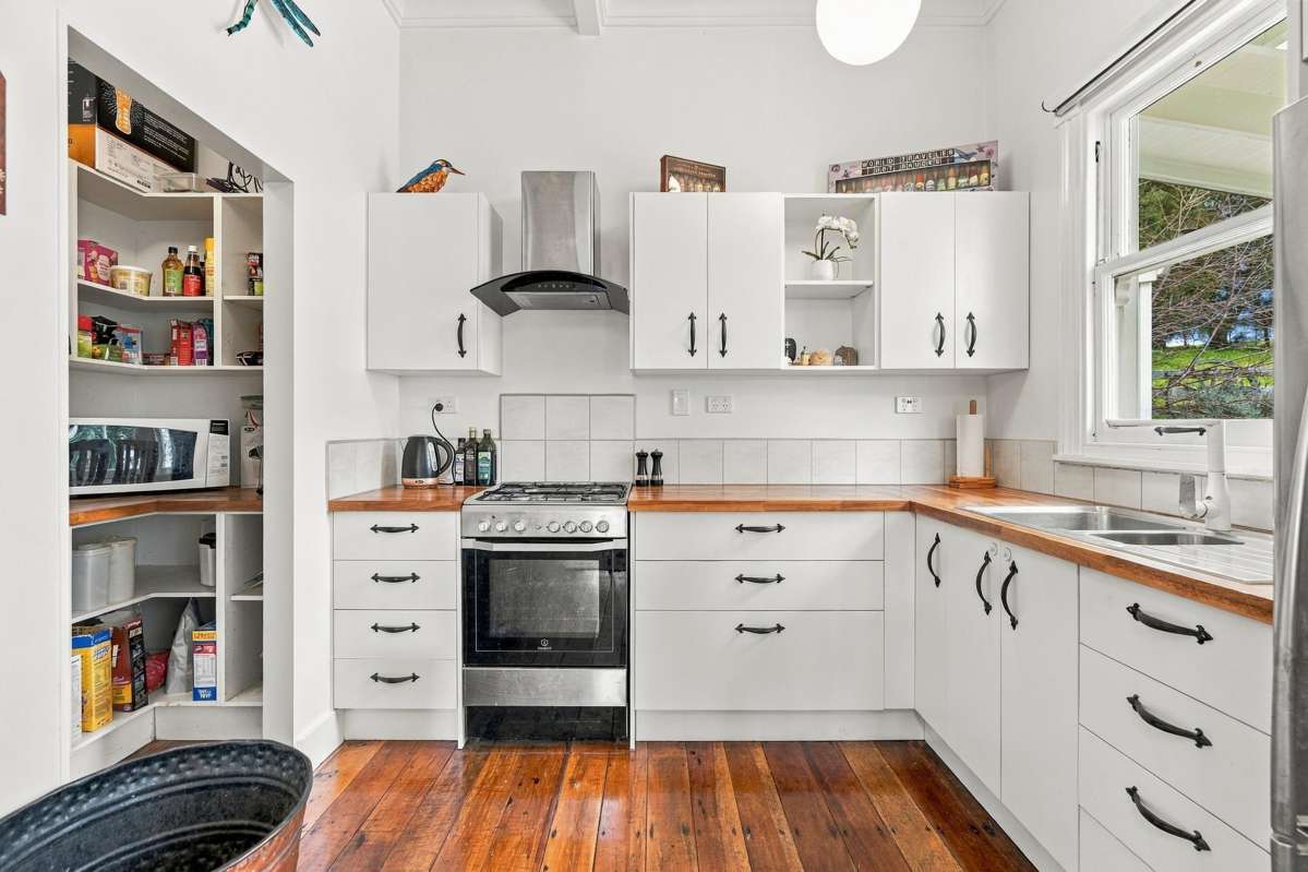 25 Caprine Road_3