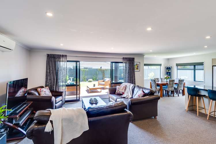 8 Waimakariri Drive Awatoto_3