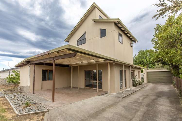 1a Cobham Crescent_0