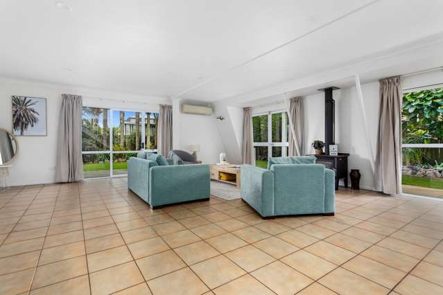 4 Marlin Drive Coastlands_3