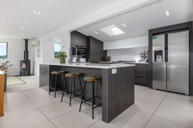 8 Tiromoana Road Raumati South_2
