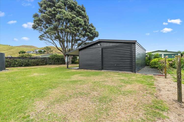 24 Rauparaha Street Marokopa_17