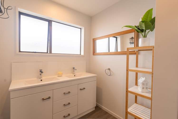 68 Glencairn Road Twizel_16