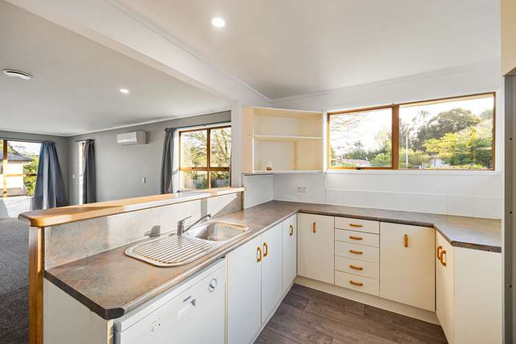 15 Splitt Avenue Glenview_5