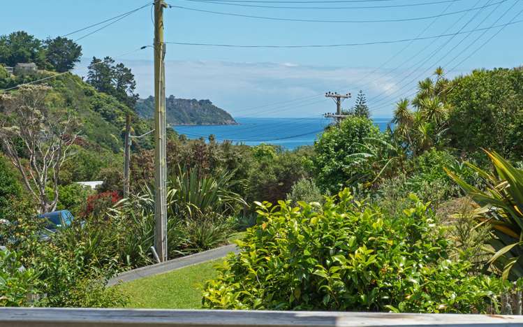 32 Victoria Road Onetangi_3