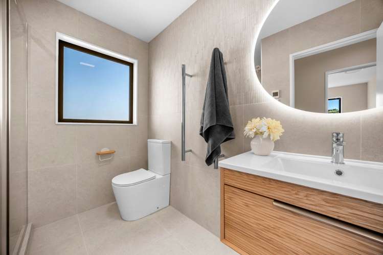 1 Selwyn Crescent Forrest Hill_17
