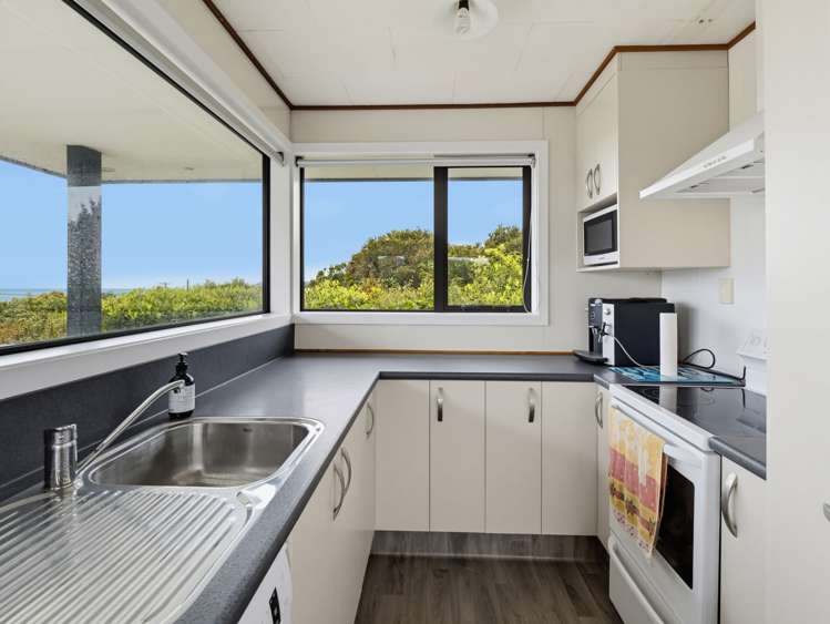 25 & 27 Totara Street Kaka Point_10