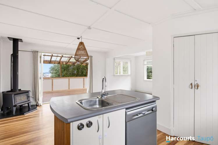 19 Waitahanui Avenue Taupo_7