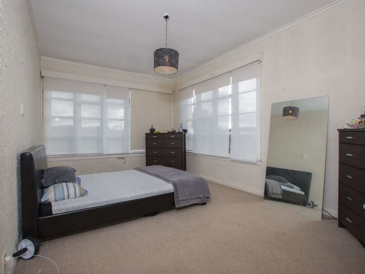 3 Lasque Place Glen Eden_5