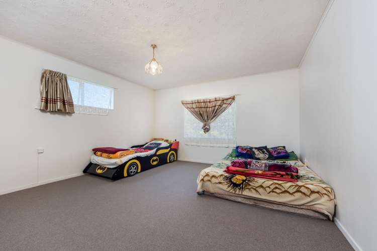 49 Kohekohe Street New Lynn_8