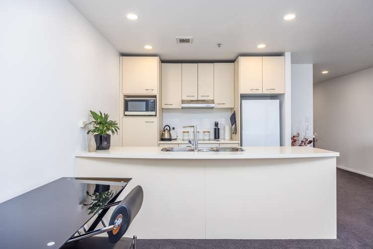 7f/22 Beresford Square Auckland Central_9