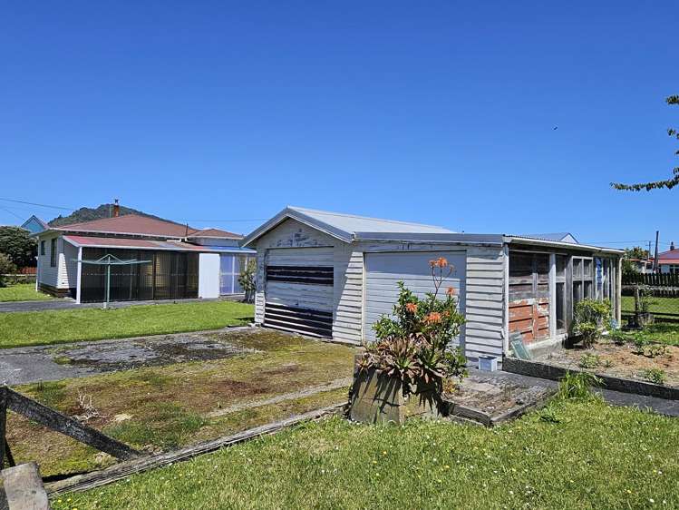 2 Clifford Street Cobden_12