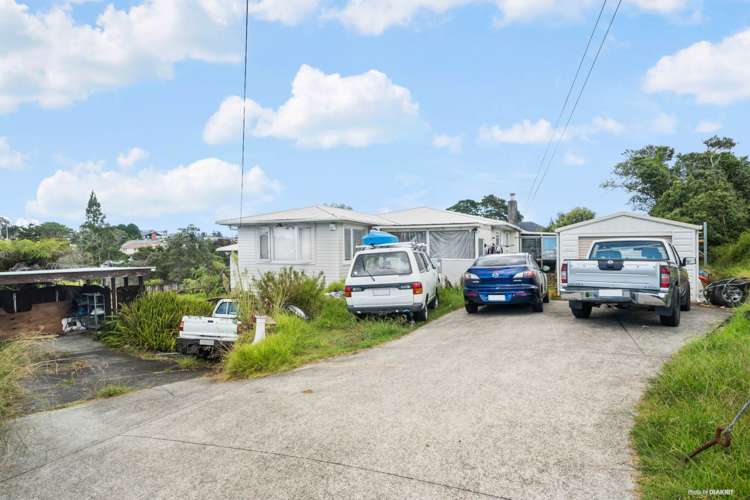 9,11,17 Matipo Road Te Atatu Peninsula_7