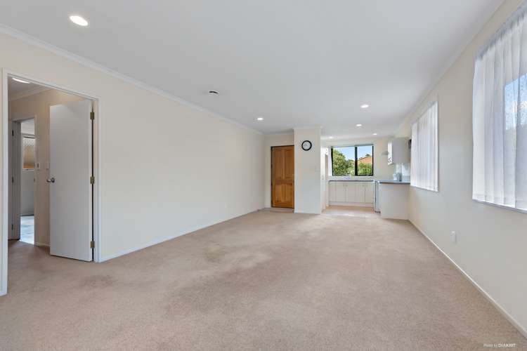 4 Wheaton Place Glen Eden_6