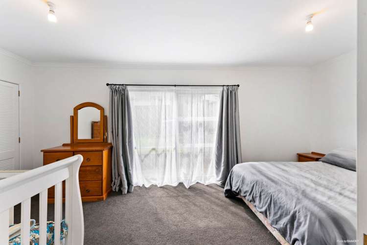 6 Collie Street Hillpark_12