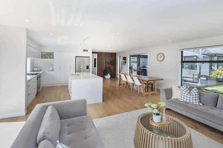 7 Winning Post Place Halswell_12