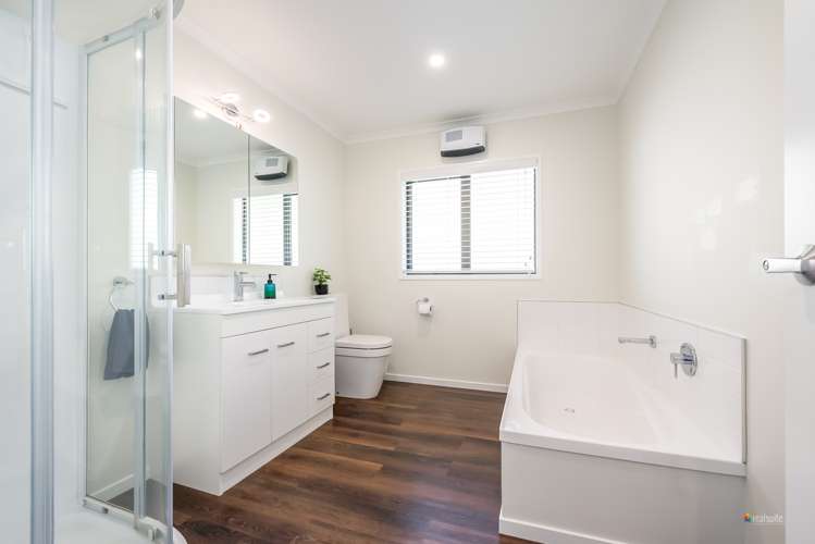 79 Riverstone Drive Riverstone Terraces_18