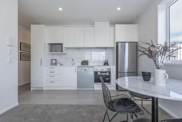 211/1b Soljak Place Mount Albert_1