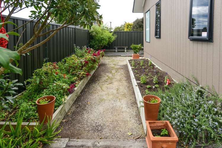 111 Russell Robertson Drive Havelock North_17